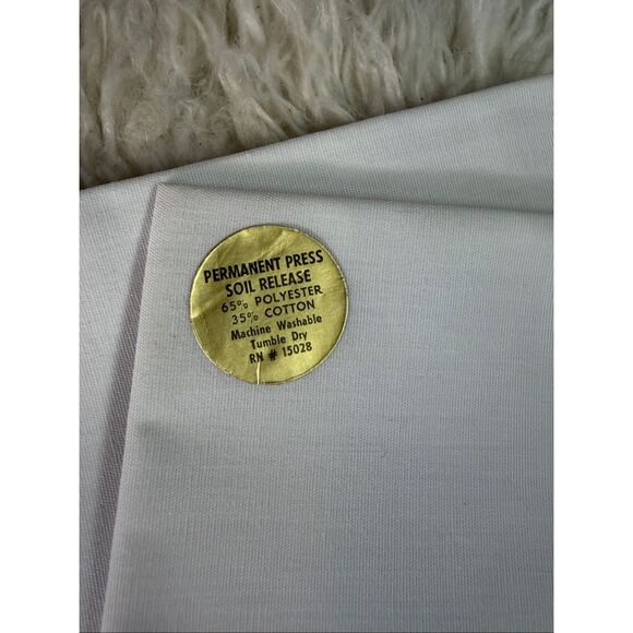 BARDWIL LINENS Vintage Cloth Napkins (7) Permanent Press Lace Details - Picture 7 of 7